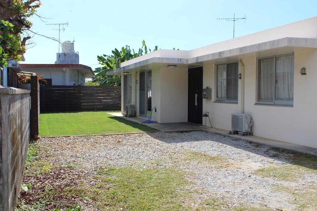 Motobu Cottage Nobaru Esterno foto